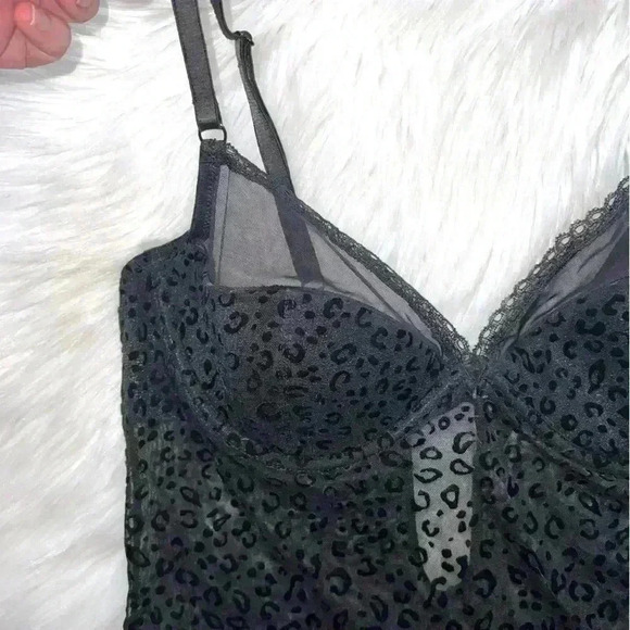 Jezebel Animal Print Babydoll Lingerie Velvet Print Medium - Picture 2 of 7